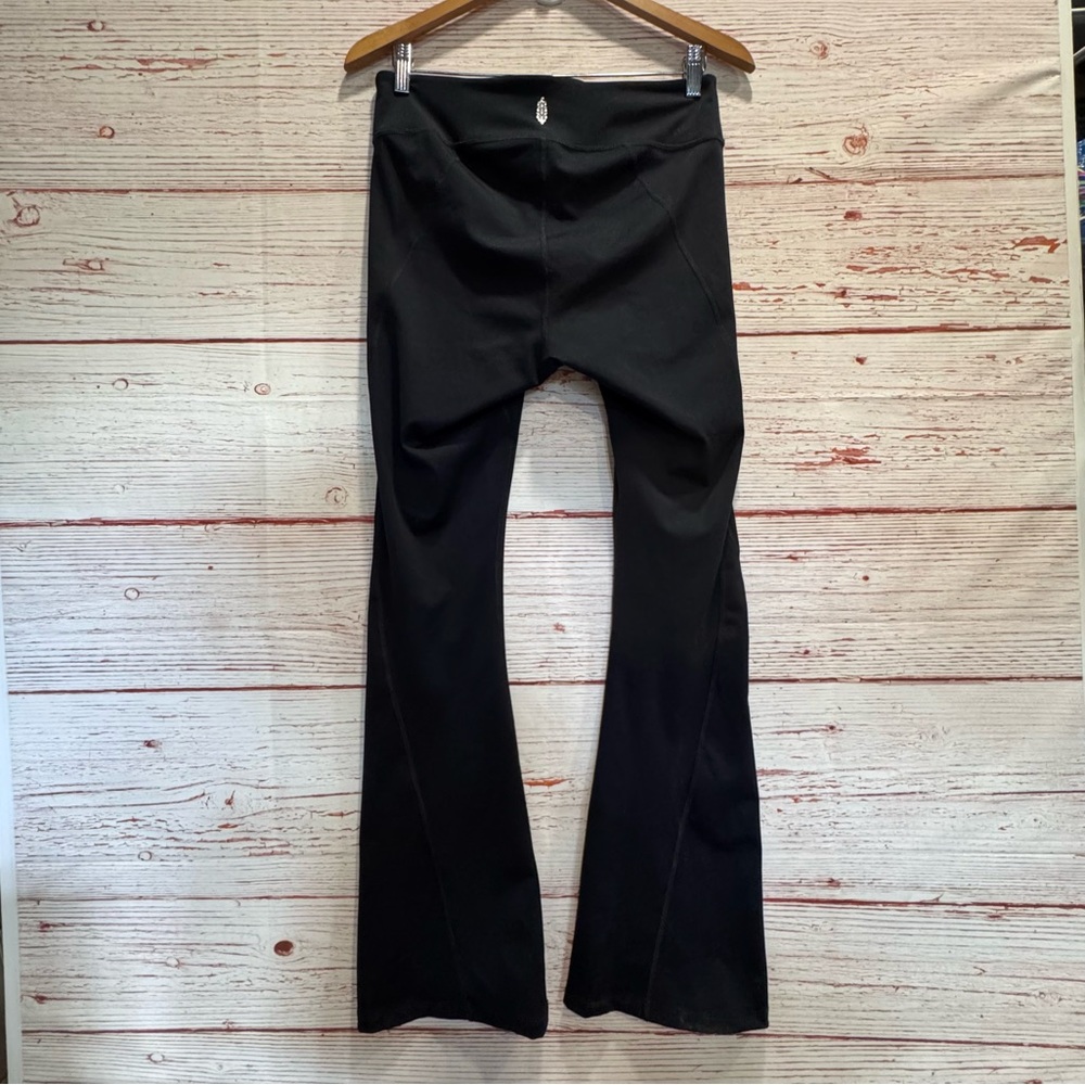 Free People FP Movement Resilience Slim-Leg Flares in Black Sz L - Picture 10 of 15